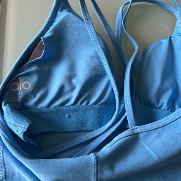 AloYoga Alosoft Suns out Onesie - Picture 4 of 4